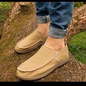Crocs Santa Cruz Downtime Slip On Shoe Men's Size 13 Khaki NEW